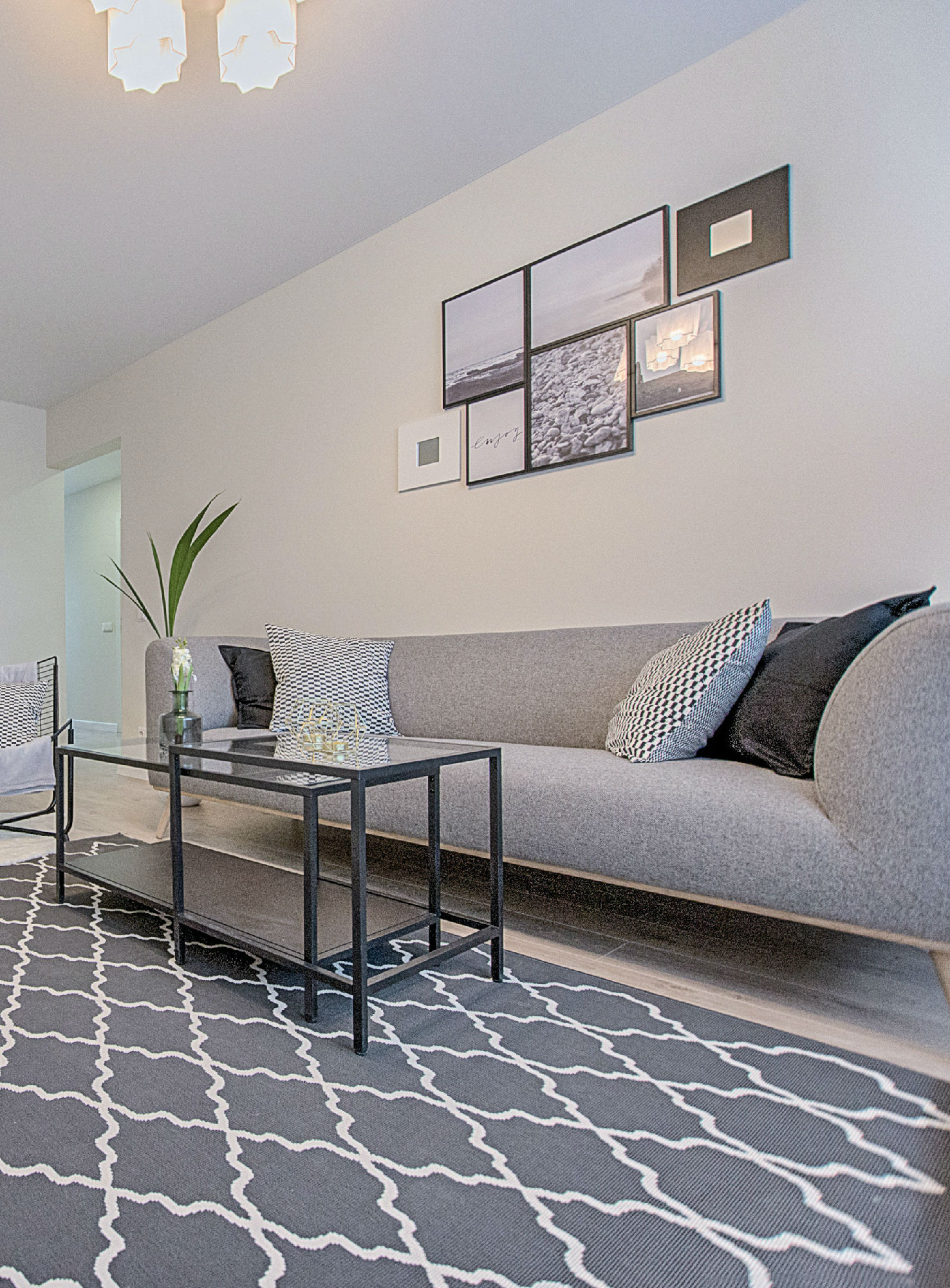 1660543718383624.jpg 0.jpg